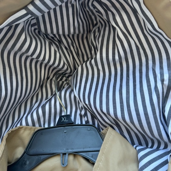 Zara Tan Hooded Jacket - Picture 2 of 11